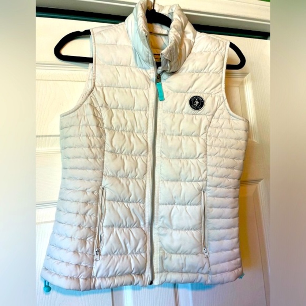 EUC A&F puffer vest (woman’s size M)